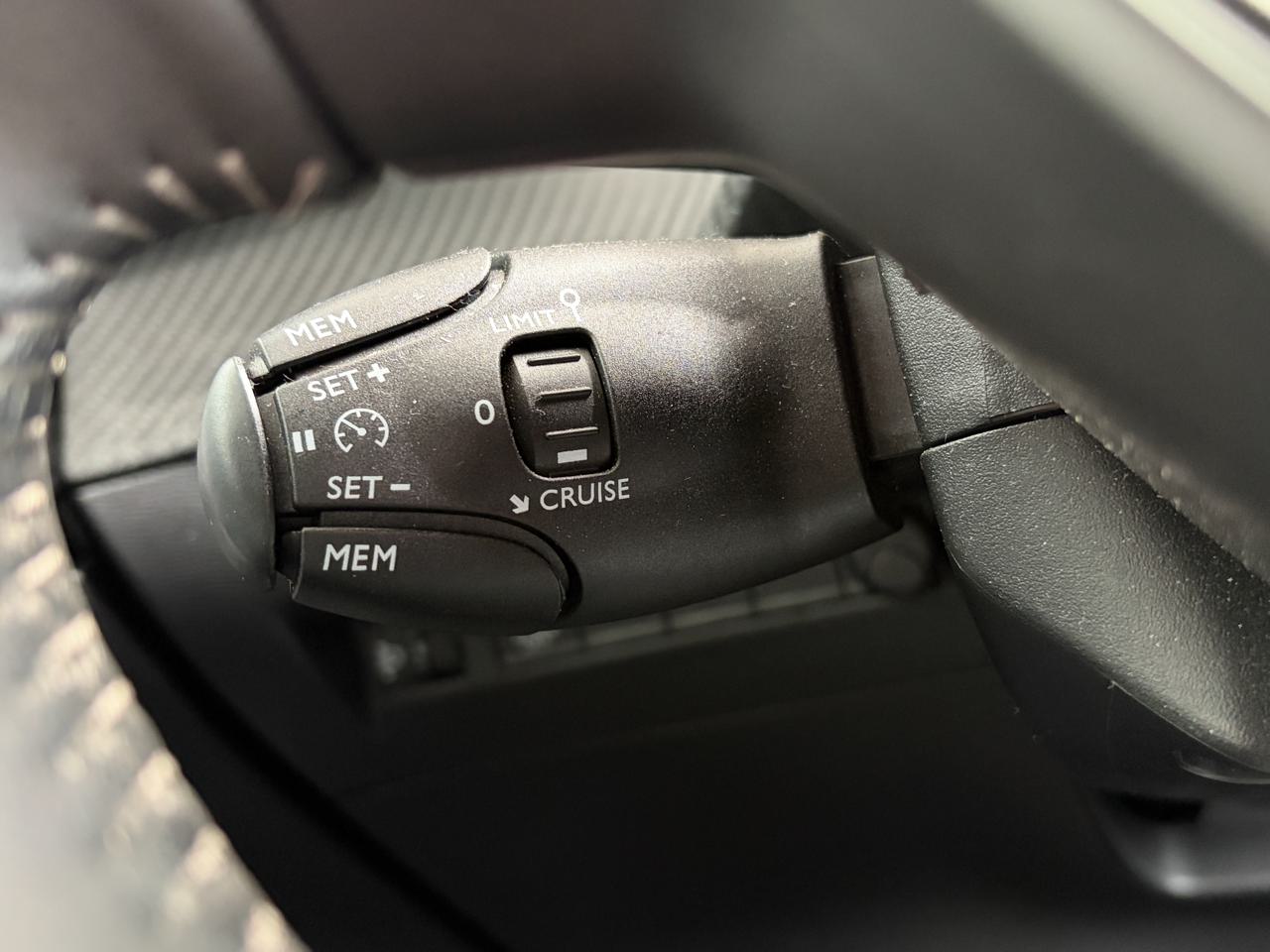 Peugeot 2008 e Allure Pack