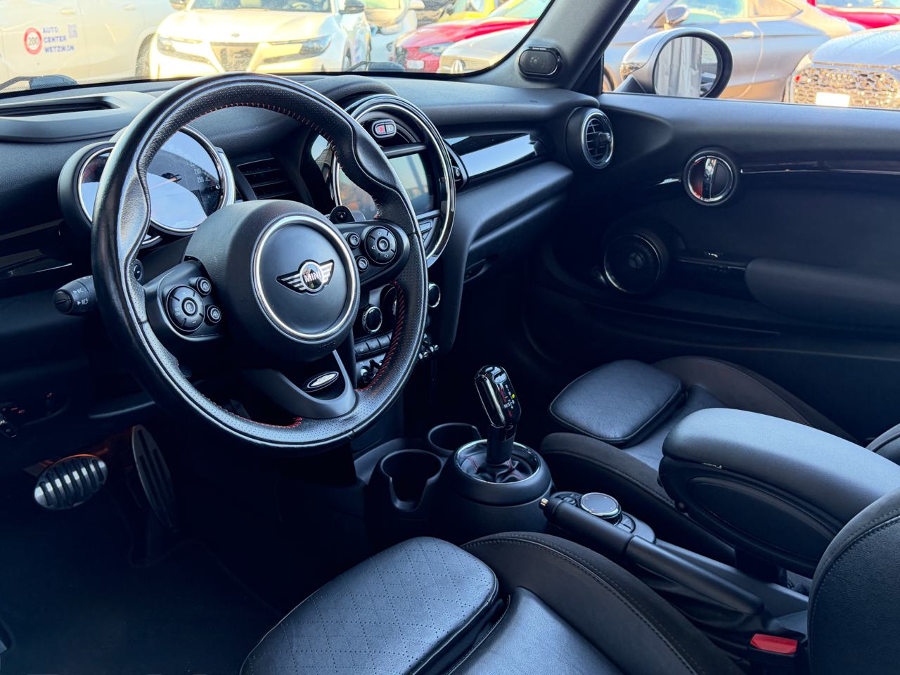 Mini Cooper John Cooper Works Cabriolet