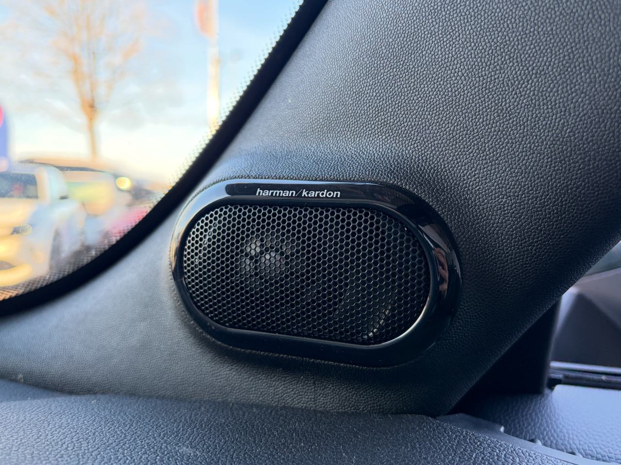 Mini Cooper John Cooper Works Cabriolet