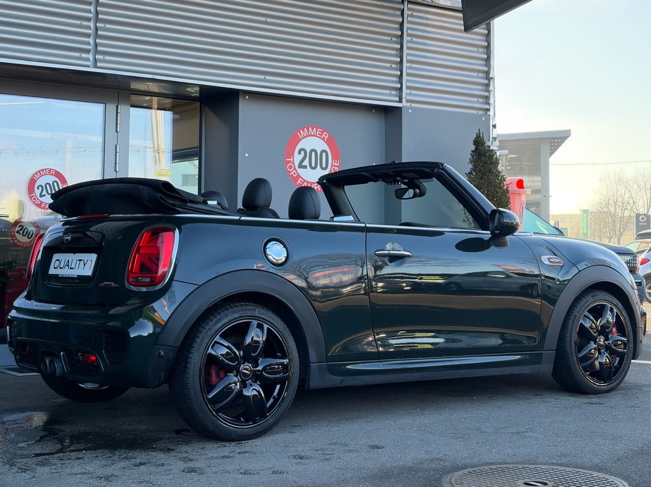 Mini Cooper John Cooper Works Cabriolet