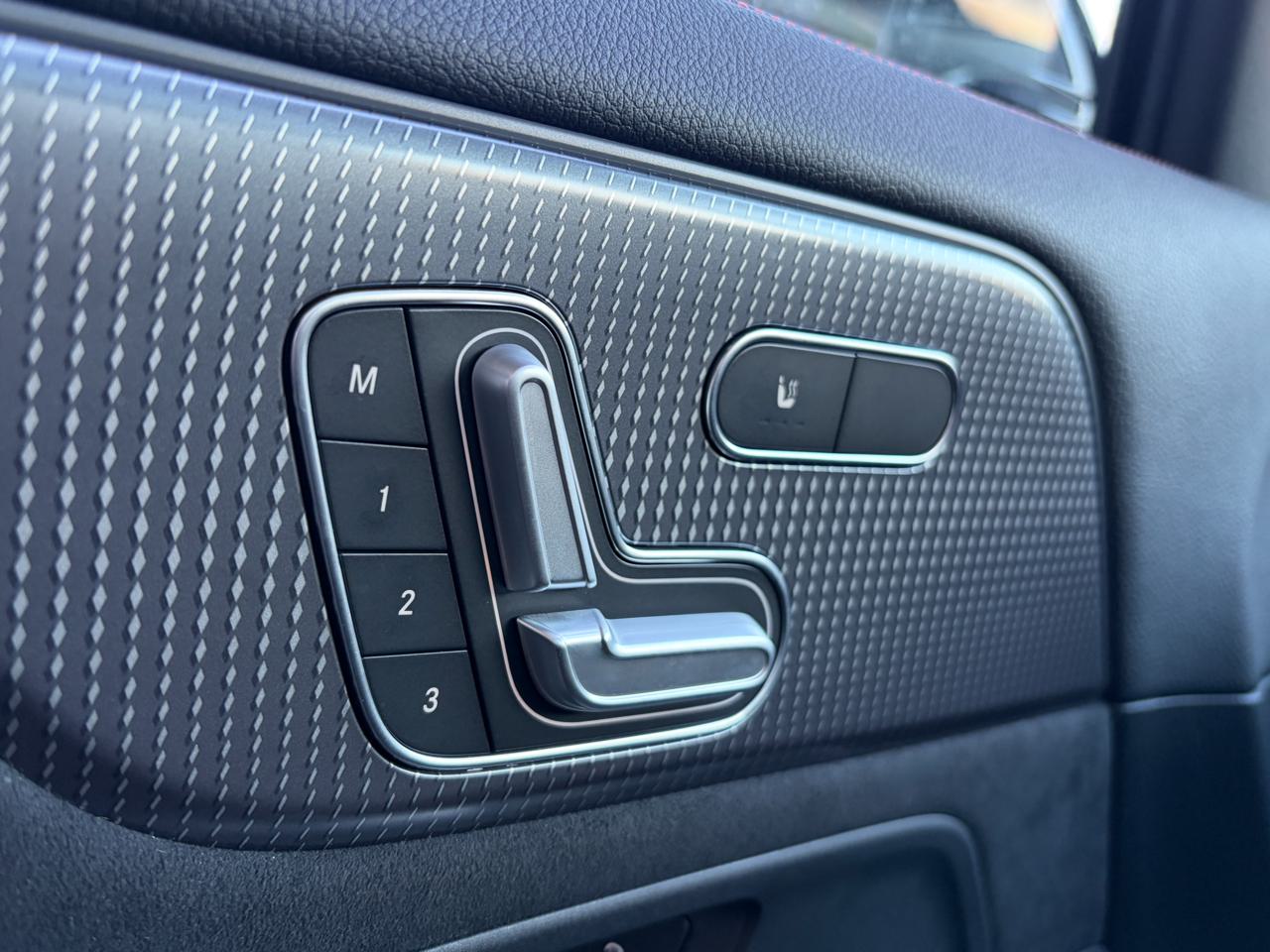 Mercedes EQA 300 AMG Line 4Matic