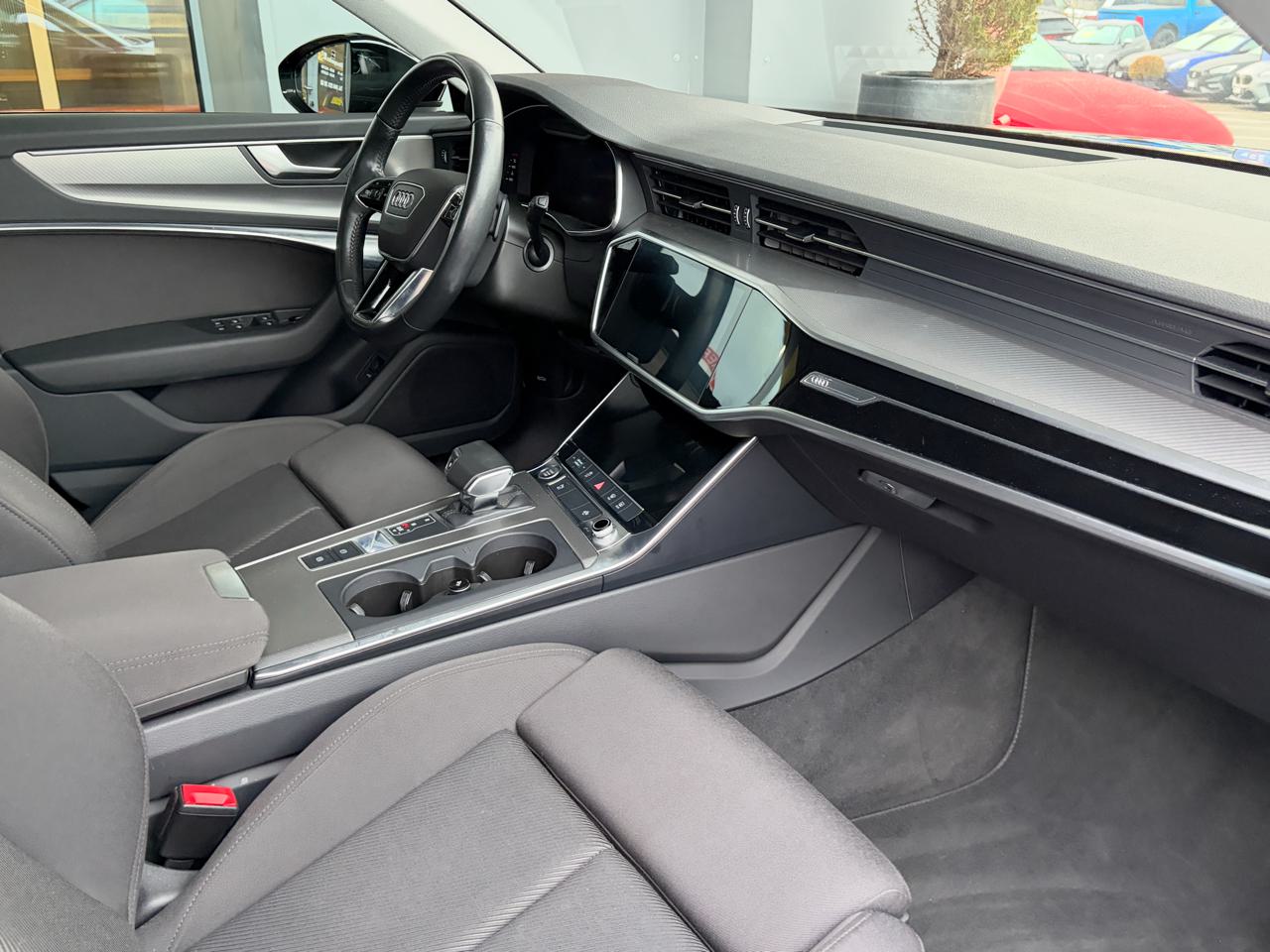 Audi A6 Avant 40 TDi S line