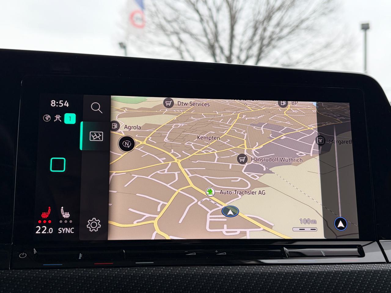 VW Golf VIII 1.5 eTSi mHEV ACT R-Line