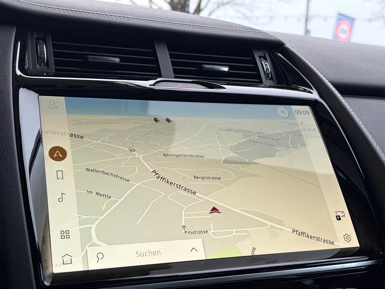 Jaguar E-Pace 1.5 P300e R-Dynamic AWD SE