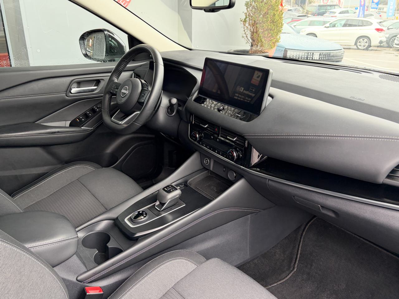 Nissan Qashqai 1.3 DIG-T MHEV N-Connecta 4x4