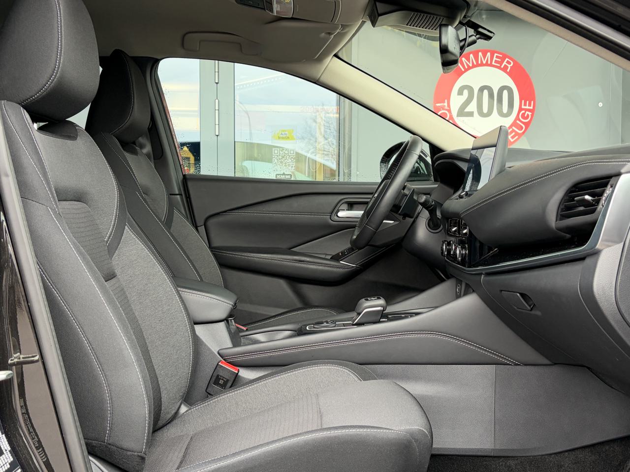 Nissan Qashqai 1.3 DIG-T MHEV N-Connecta 4x4