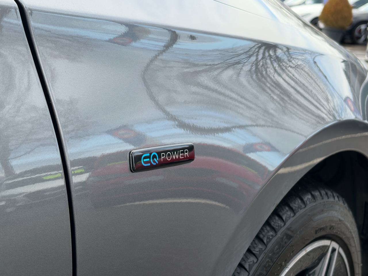 Mercedes A 250e Limousine AMG Line