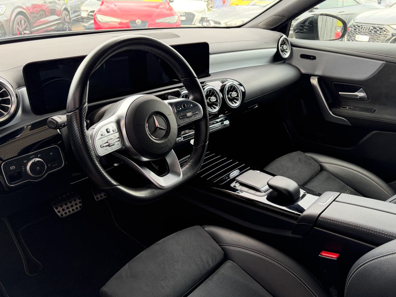 Mercedes A 250e Limousine AMG Line