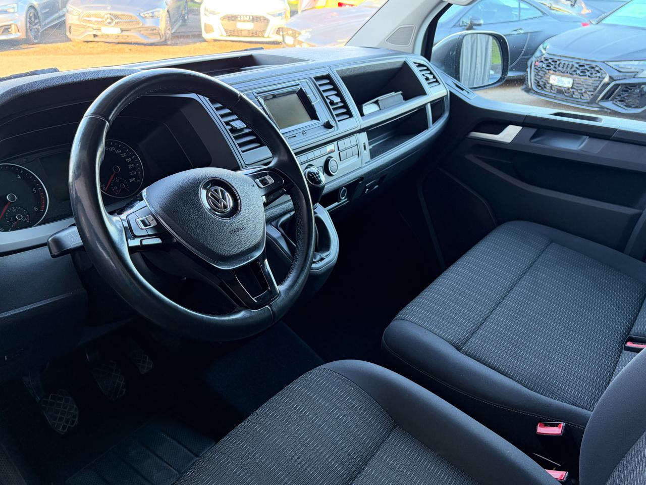 VW T6 Caravelle 2.0 TDi Comfortline