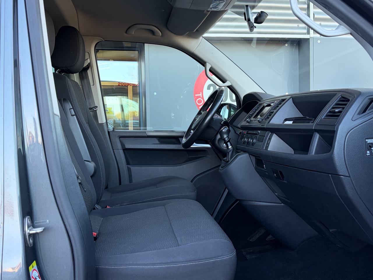 VW T6 Caravelle 2.0 TDi Comfortline