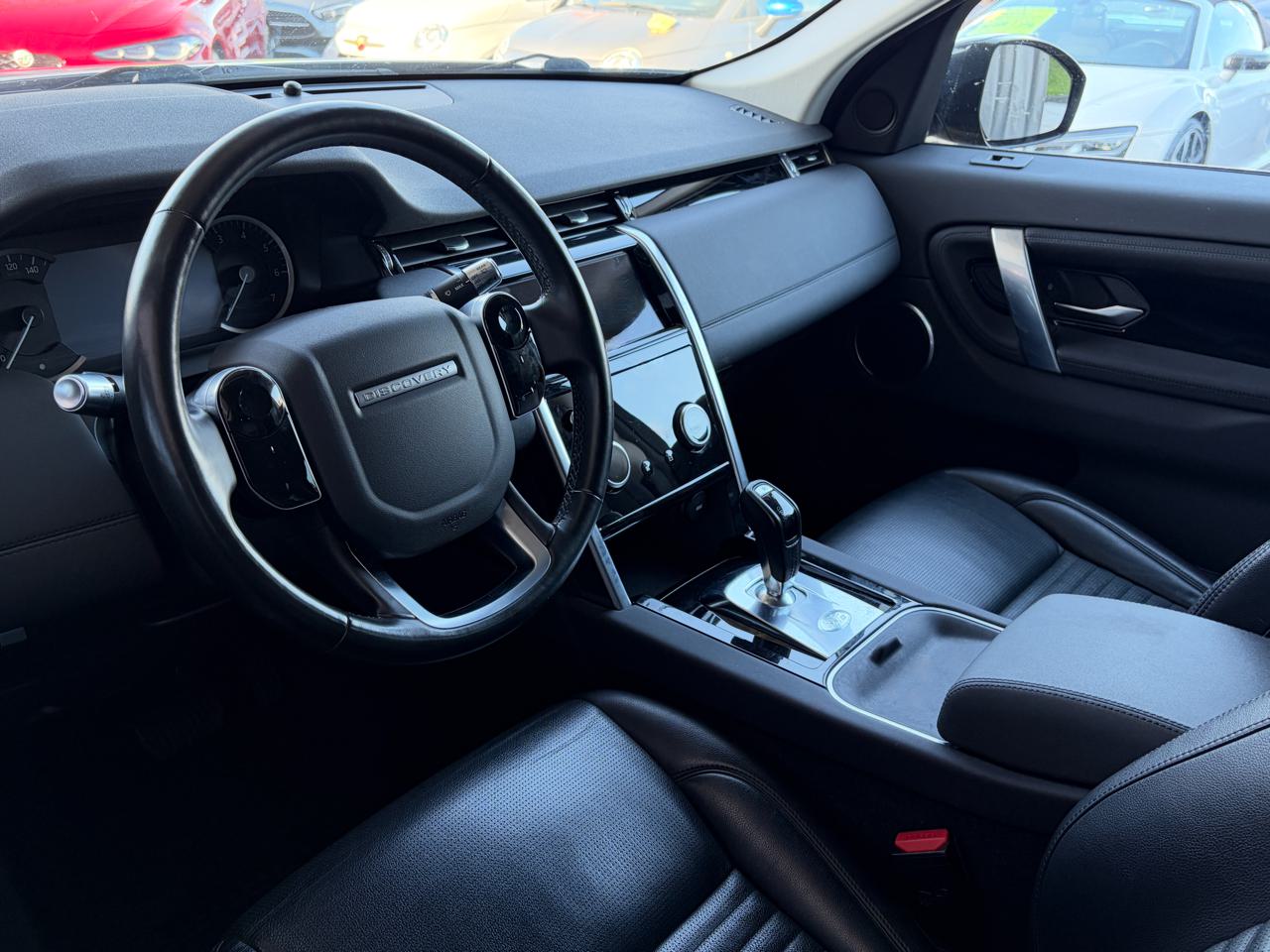 Land-Rover Discovery Sport P200 2.0 Si4 MHEV S