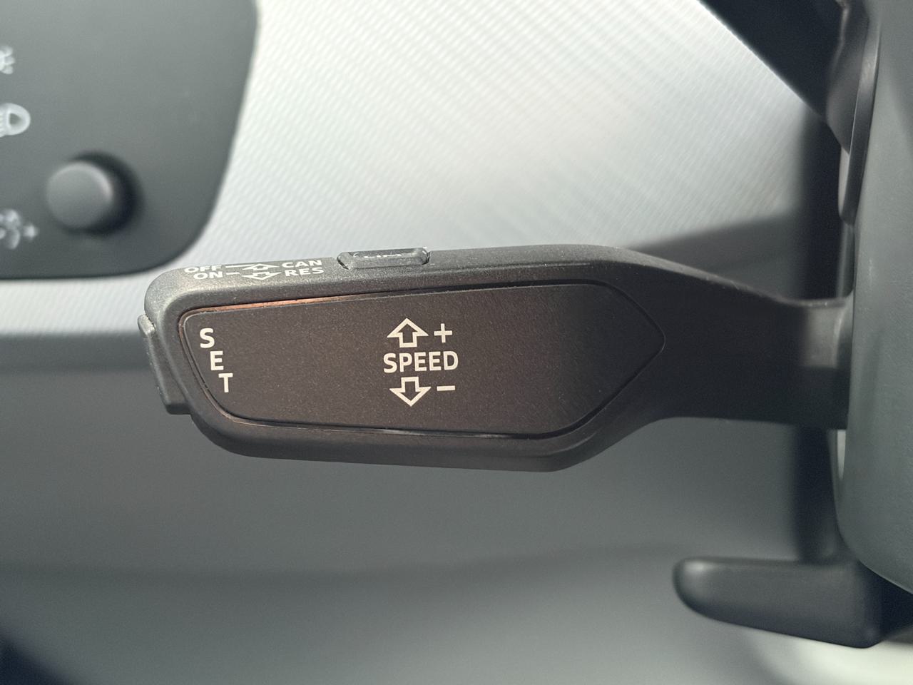 Audi A4 Avant 2.0 TDi S line