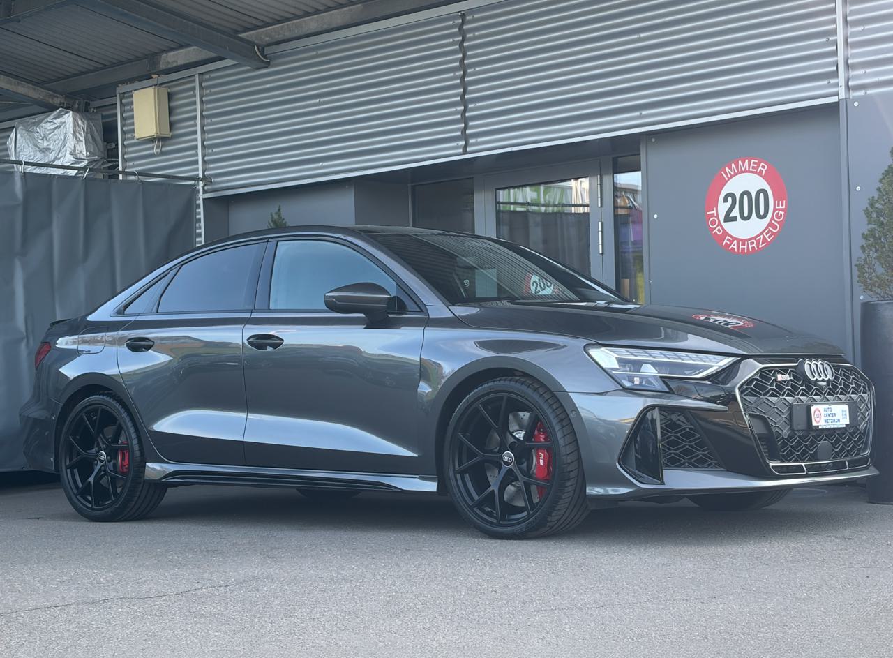 Audi RS3 Limousine 2.5 TSi quattro