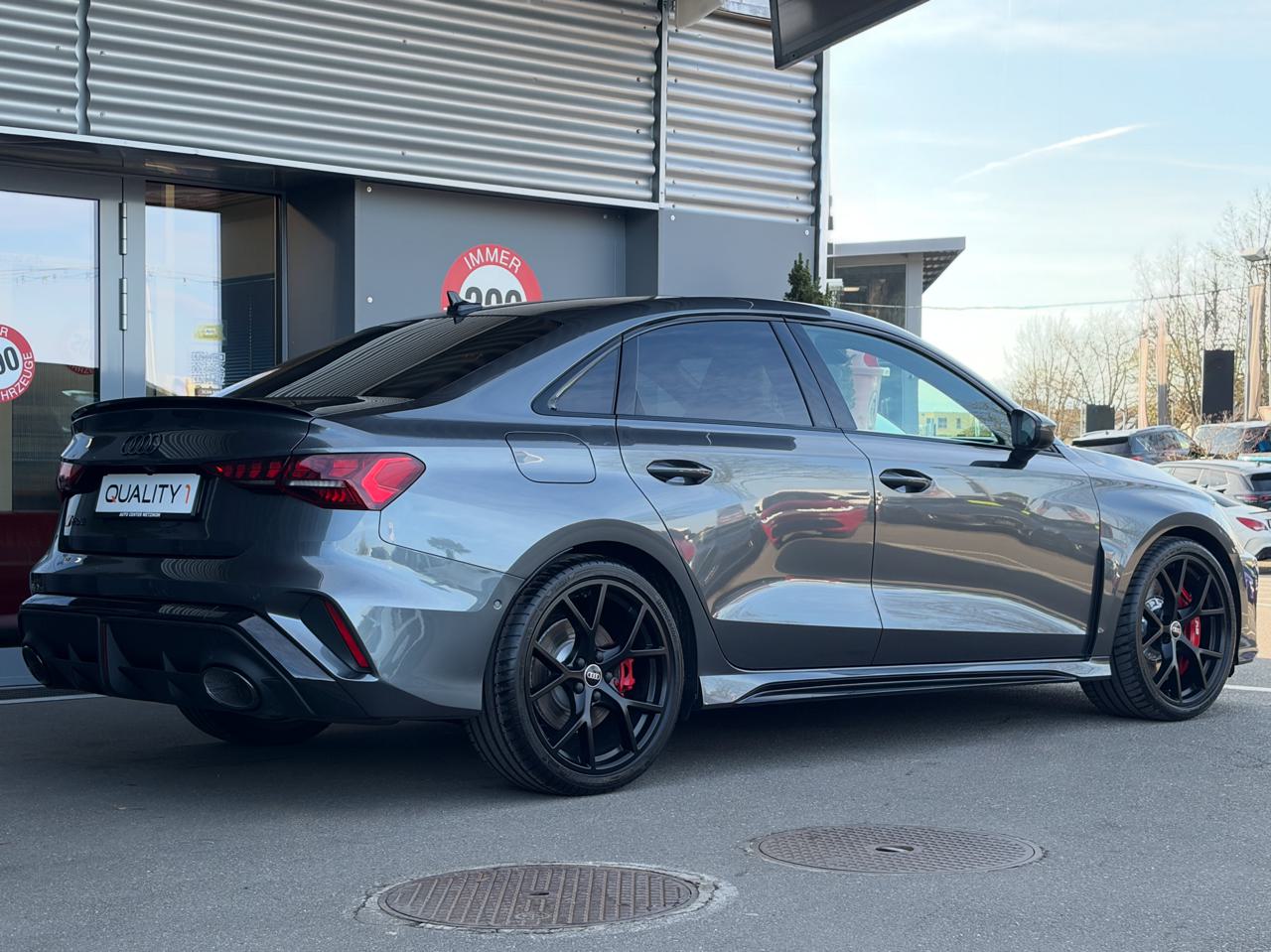 Audi RS3 Limousine 2.5 TSi quattro