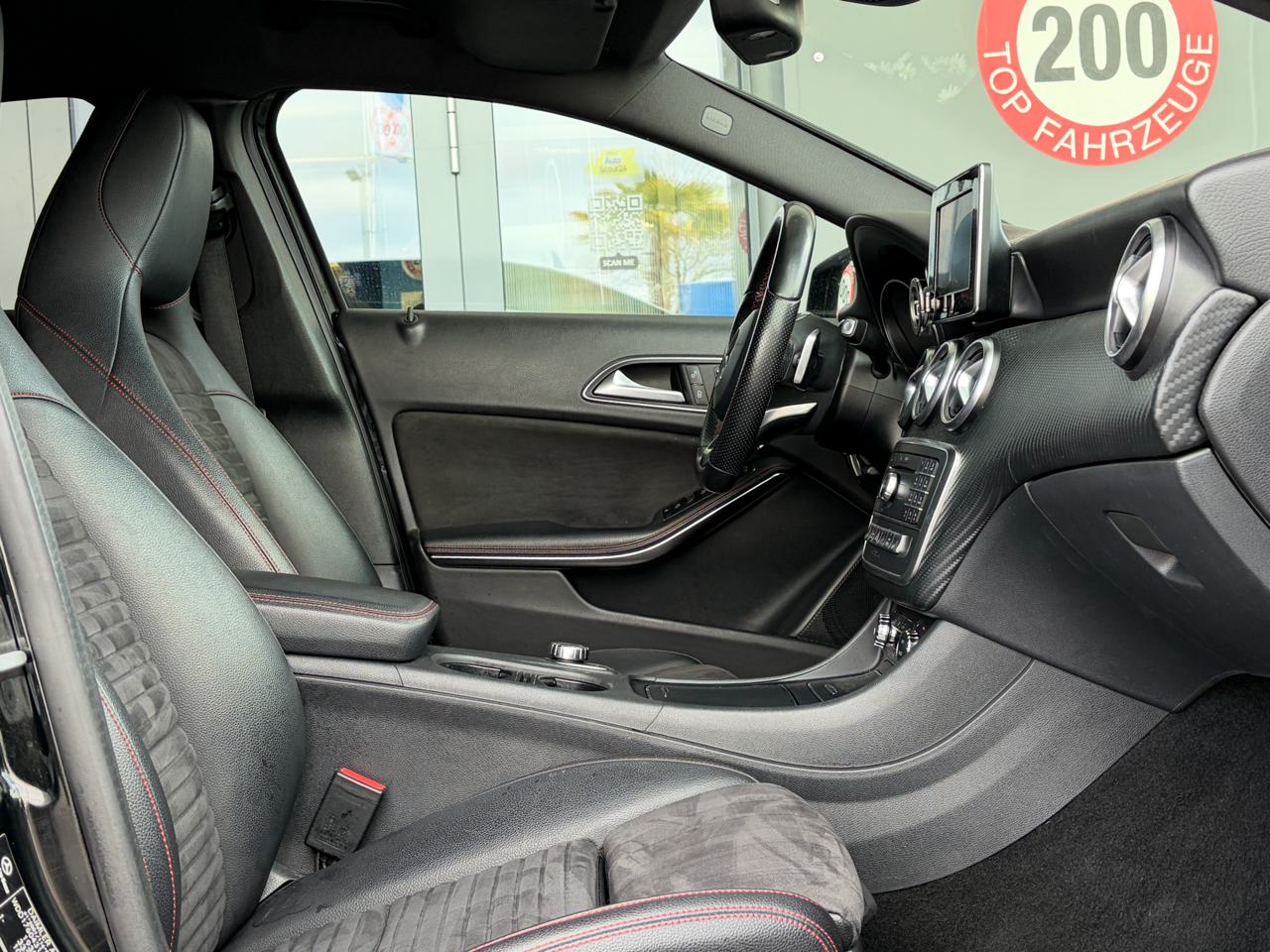 Mercedes A 200 AMG Line