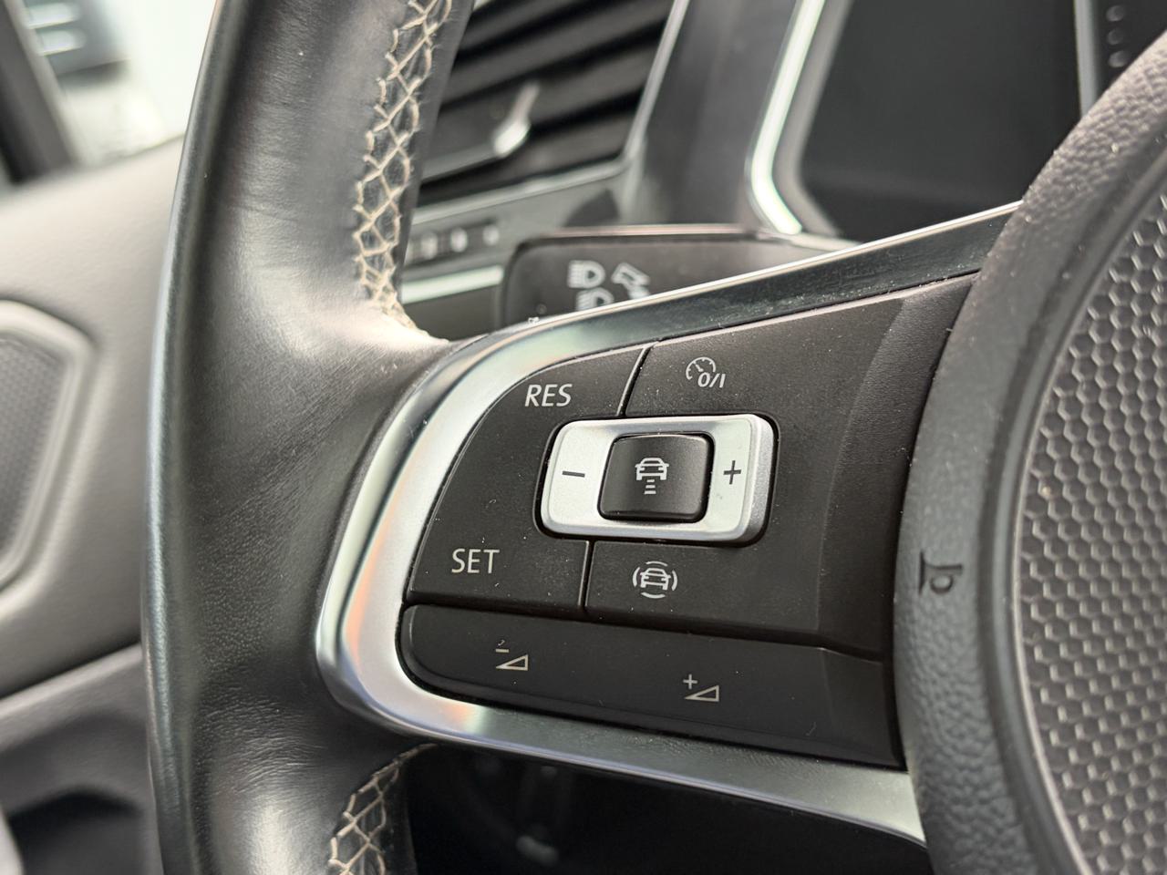 VW Tiguan Allspace 2.0 TSi R-Line 4Motion