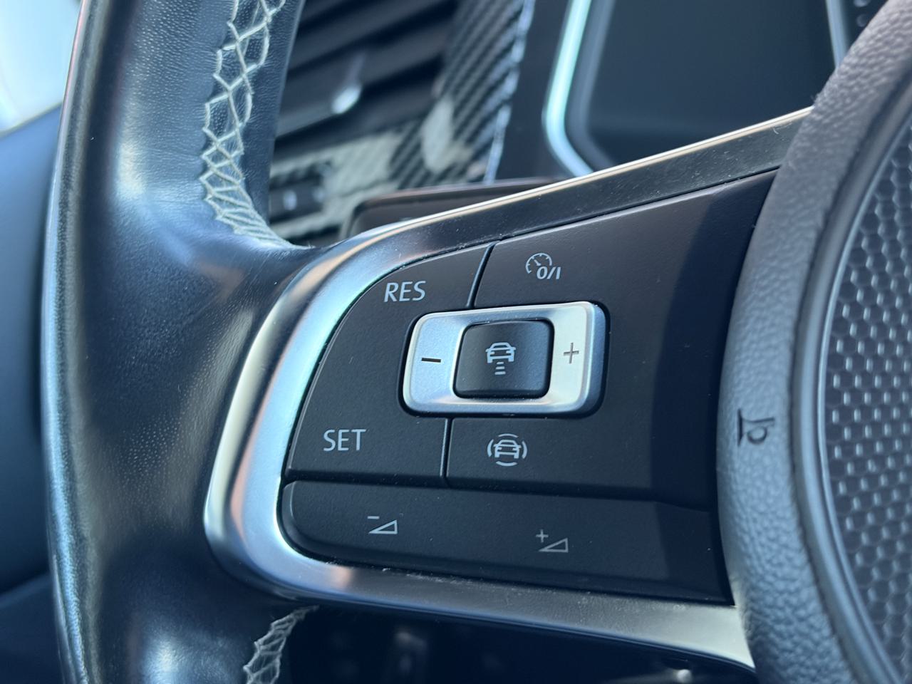 VW Tiguan 2.0 TDi SCR R-Line 4Motion