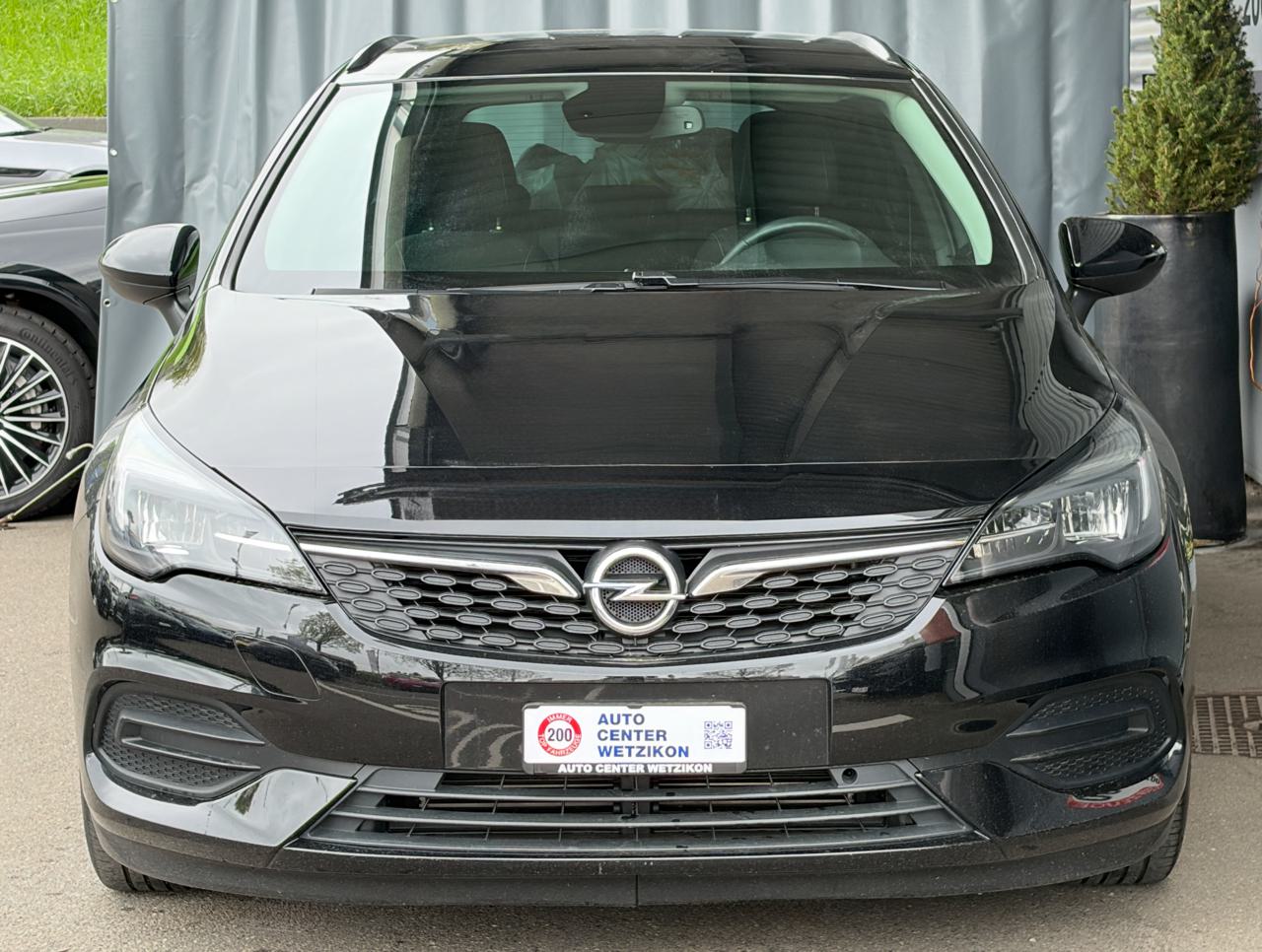 Opel Astra Sports Tourer 1.2i Turbo Edition