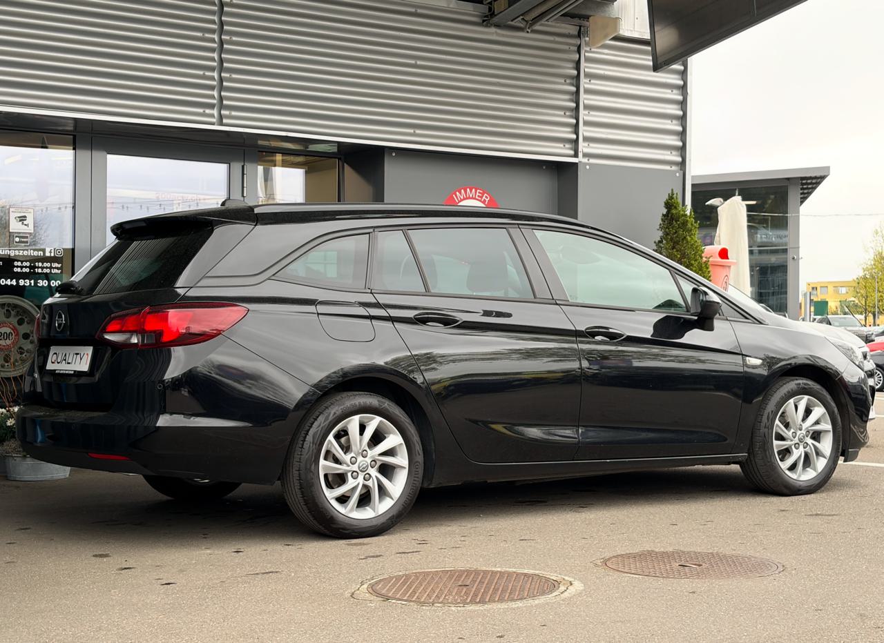 Opel Astra Sports Tourer 1.2i Turbo Edition