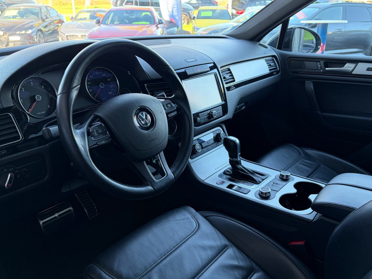 VW Touareg 3.0 TDi BMT *Black Pearl*