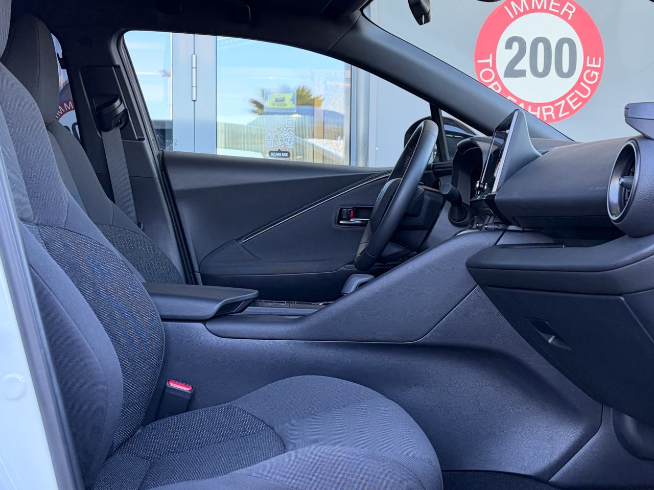 Toyota C-HR 1.8 HSD CVT Trend