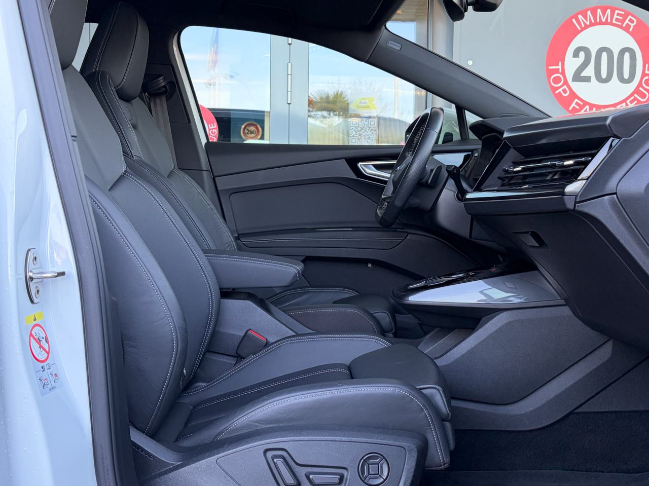 Audi Q4 e-tron 35 S line