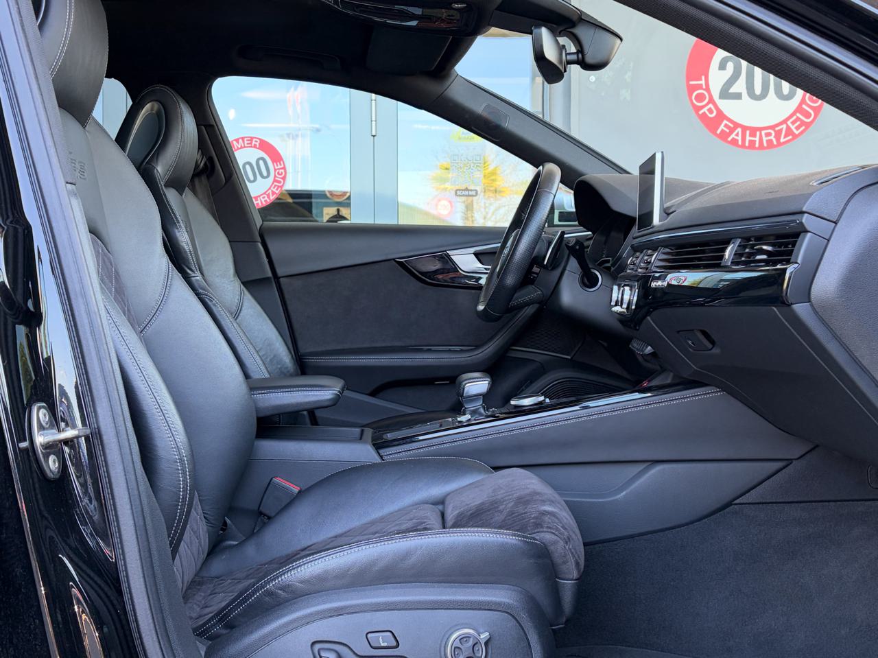 Audi RS4 Avant 2.9 TFSi quattro