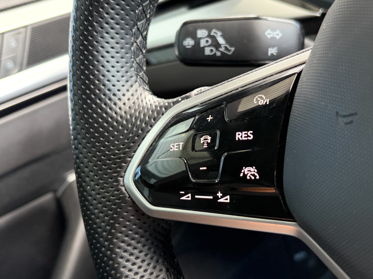 VW Arteon SB 2.0 TSi R-Line