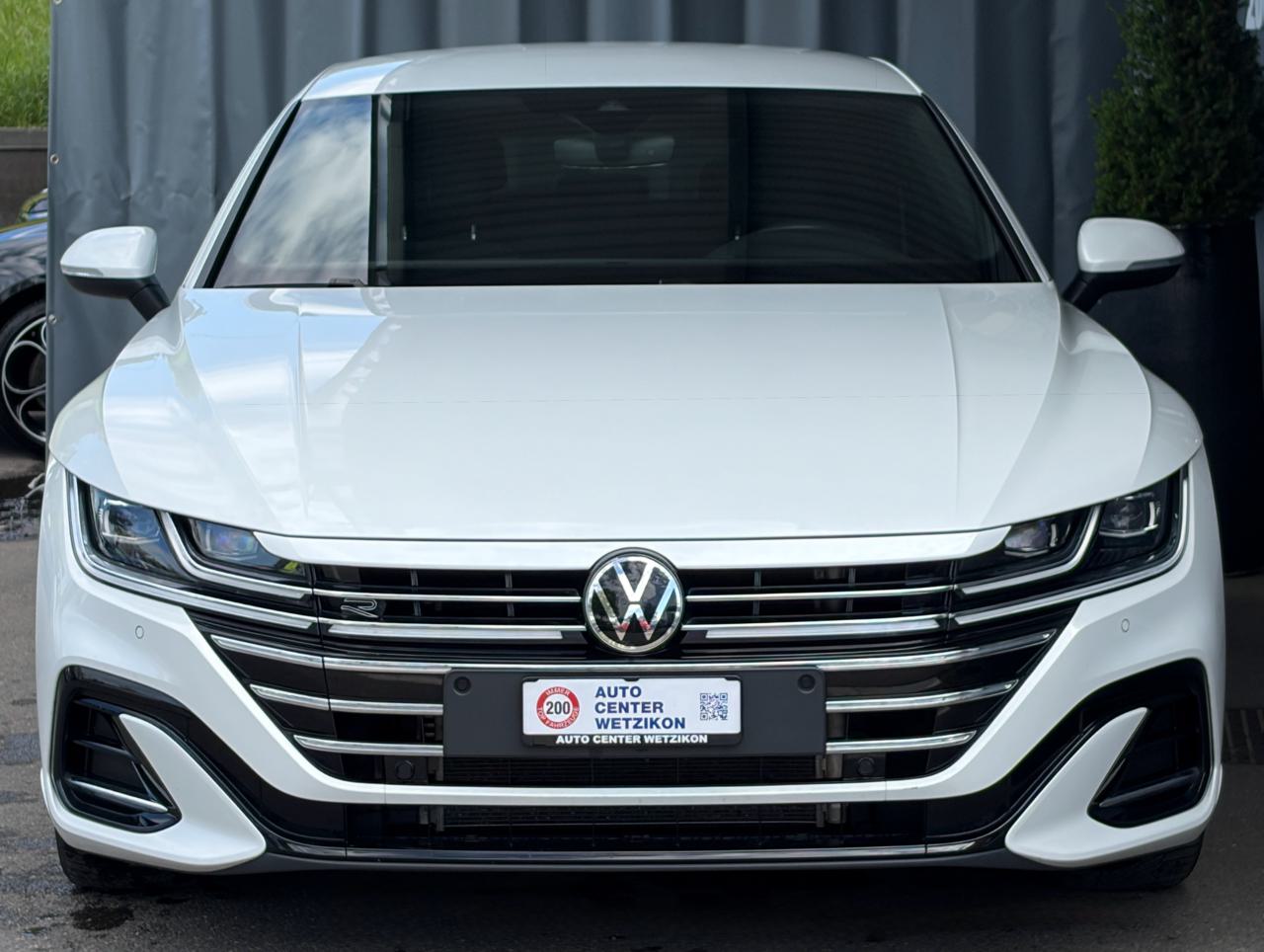 VW Arteon SB 2.0 TSi R-Line