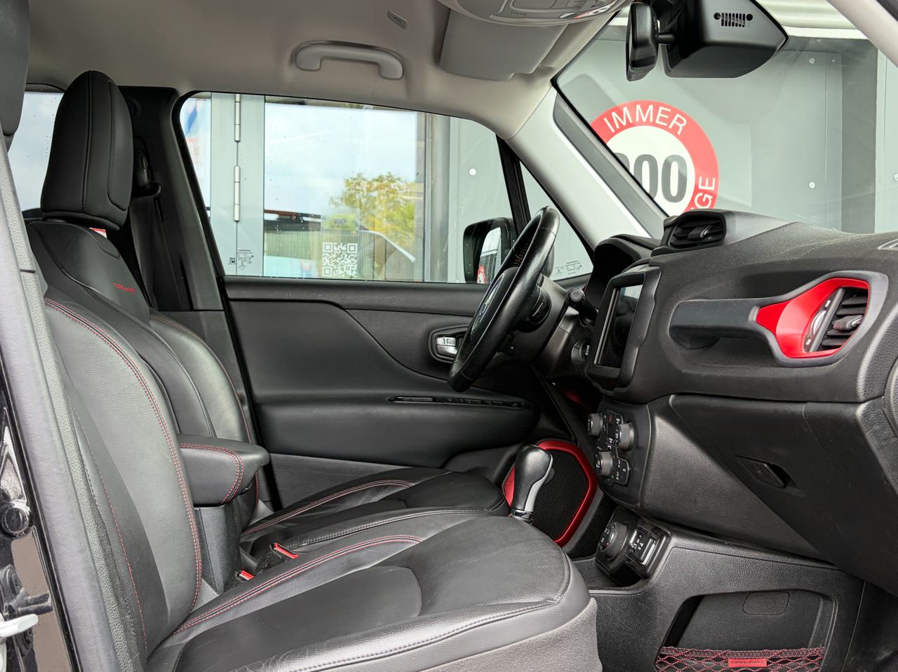 Jeep Renegade 2.0 MJ Trailhawk AWD + Low Range 