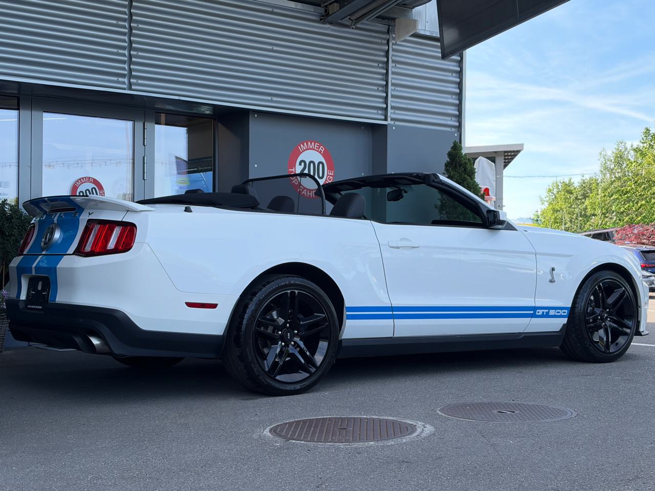 Ford Mustang Shelby GT 500 SVT