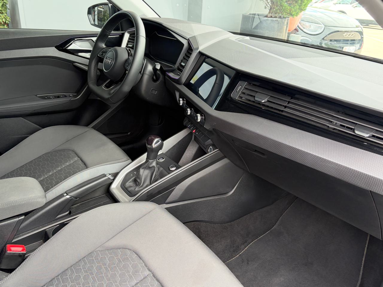 Audi A1 Sportback 30 TFSi S Line *Black Edition*