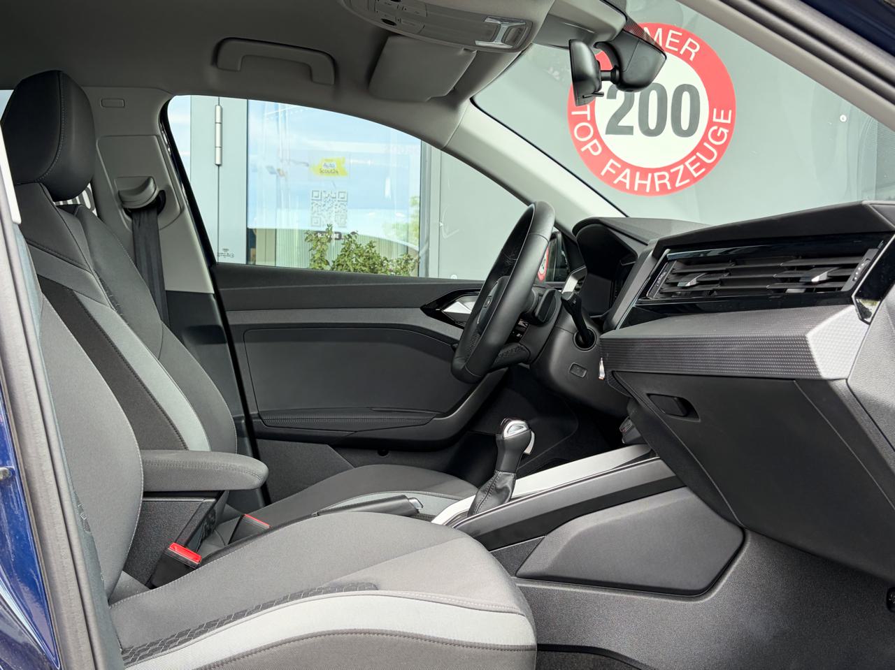 Audi A1 Sportback 30 TFSi S Line *Black Edition*