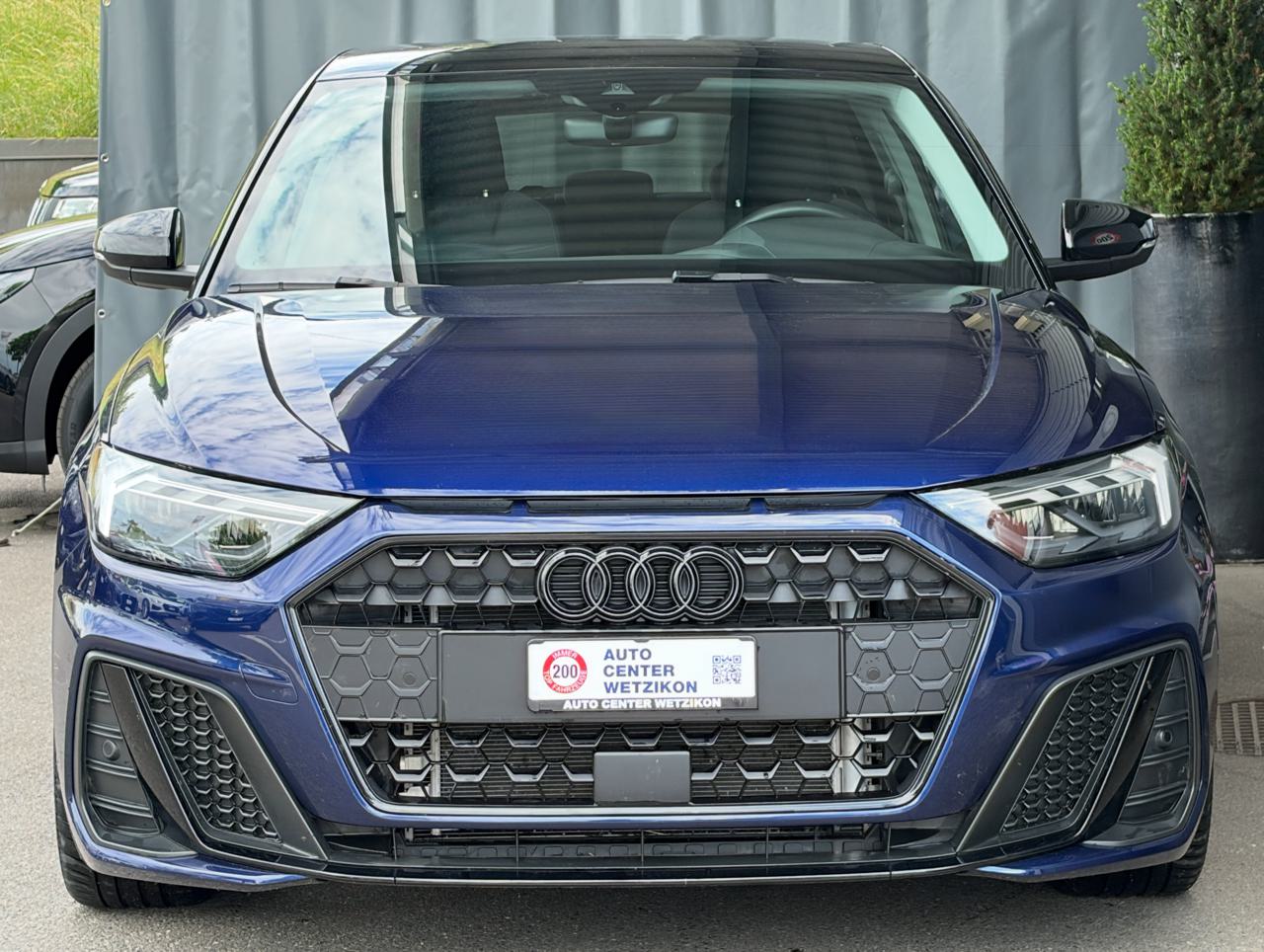 Audi A1 Sportback 30 TFSi S Line *Black Edition*