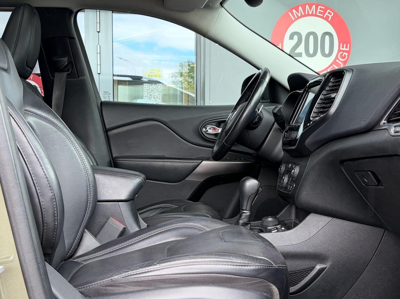 Jeep Cherokee 2.2MJ Limited AWD