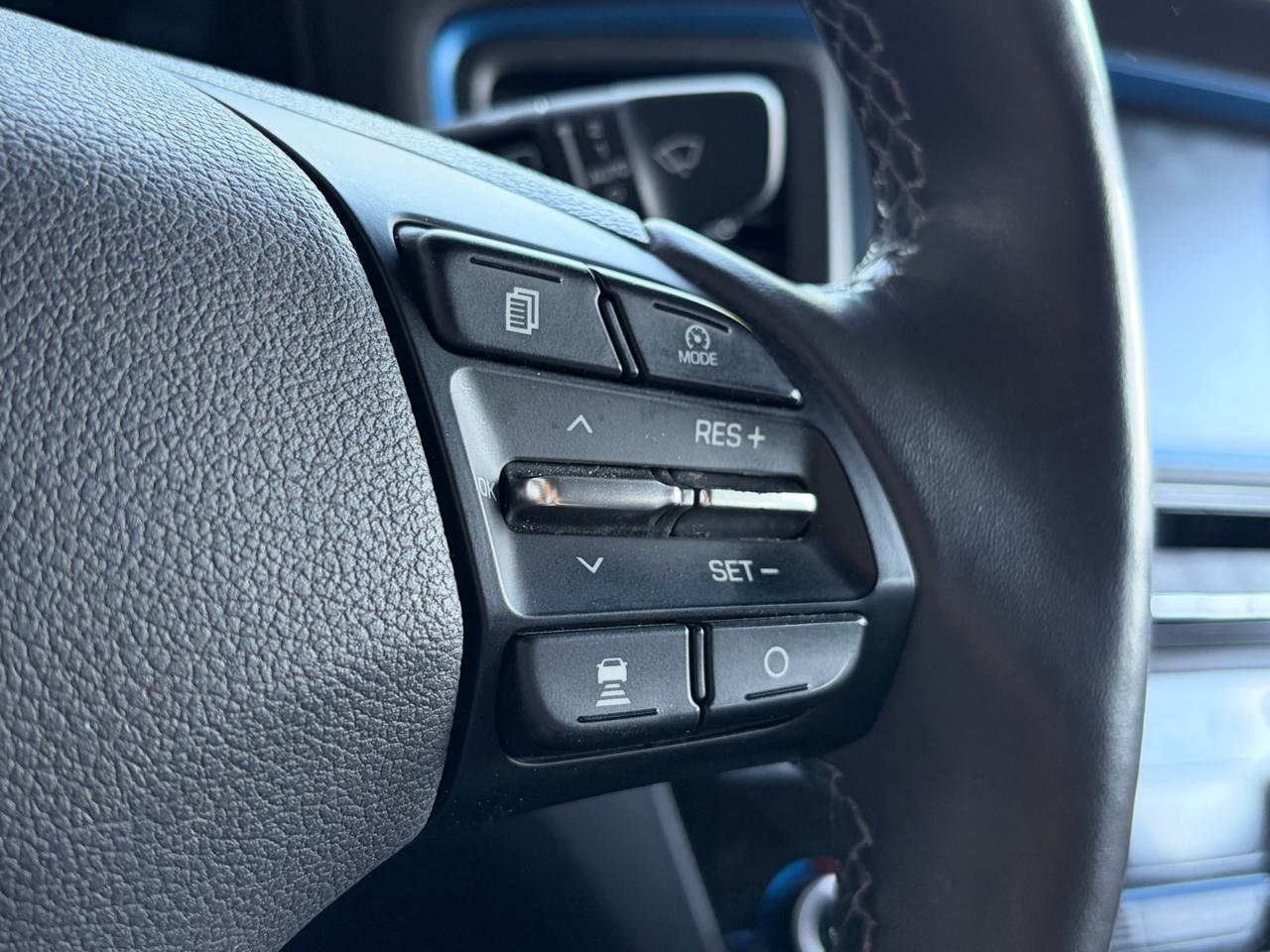 Hyundai Ioniq 1.6 GDi Plug-In Hybrid *EXklusiv*