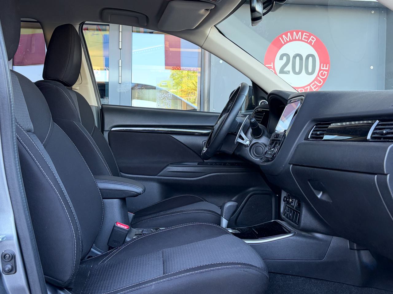 Mitsubishi Outlander 2.0 Value 4WD