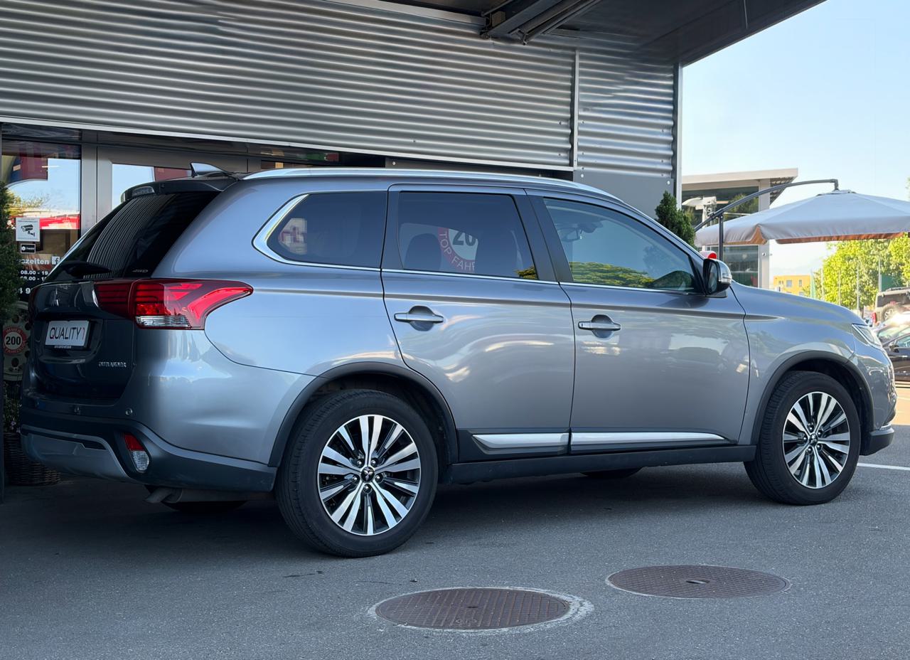 Mitsubishi Outlander 2.0 Value 4WD