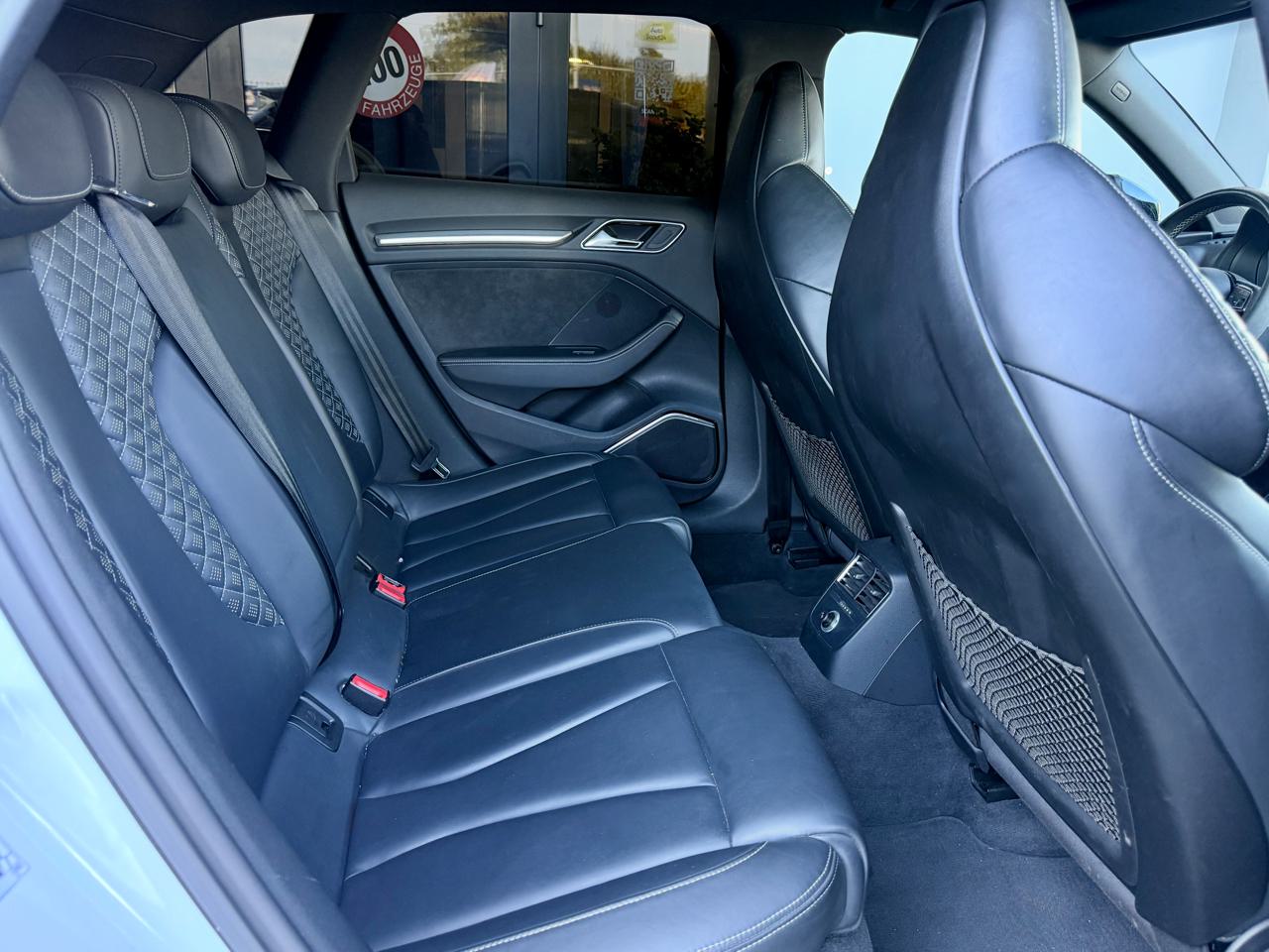 Audi RS3 Sportback 2.5 TSi quattro