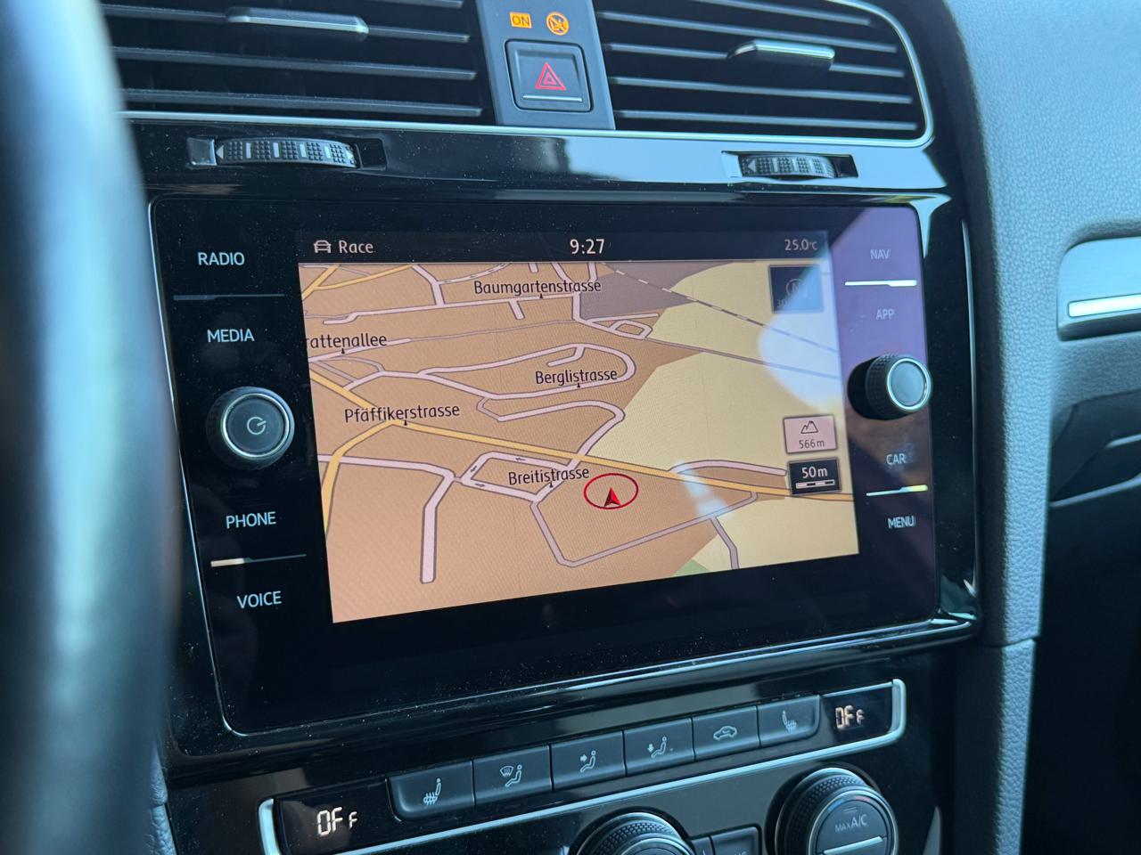 VW Golf VII 2.0 TSi R 4M