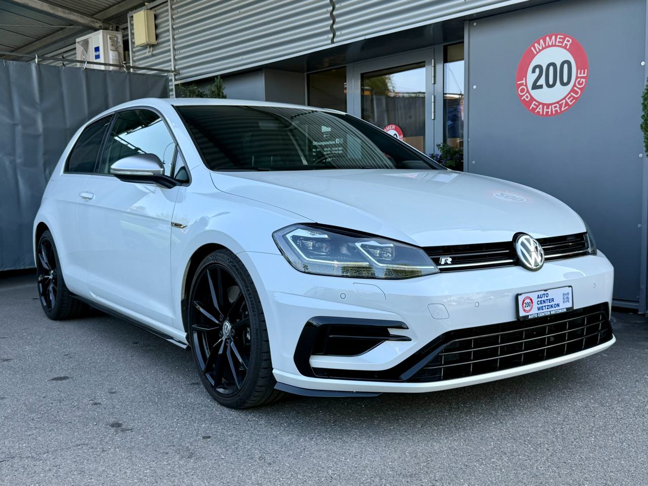 VW Golf VII 2.0 TSi R 4M