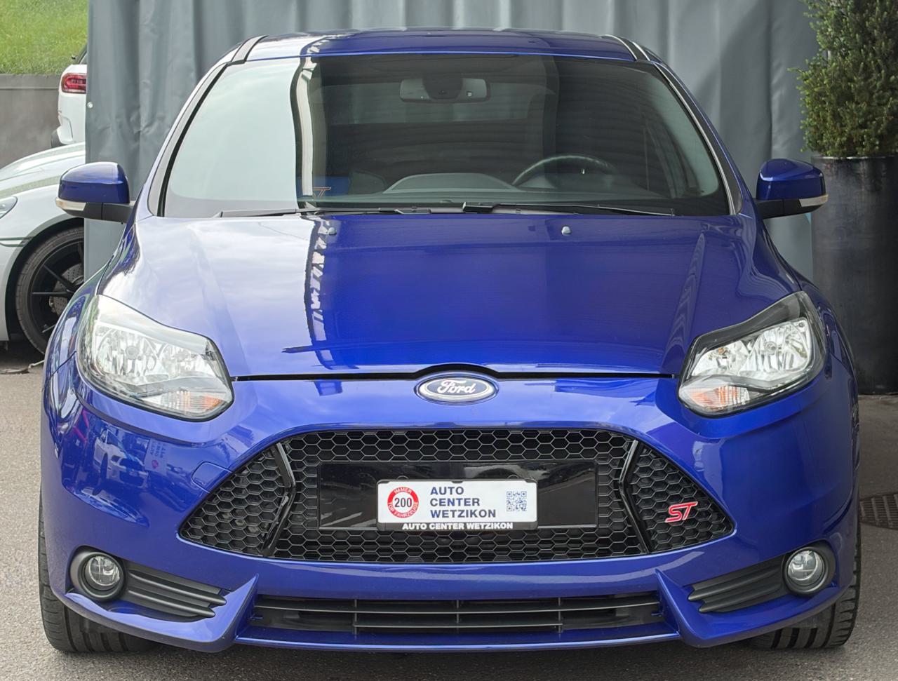 Ford Focus 2.0 SCTi ST-2