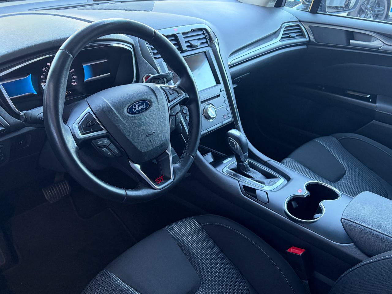 Ford Mondeo 2.0 HEV Titanium