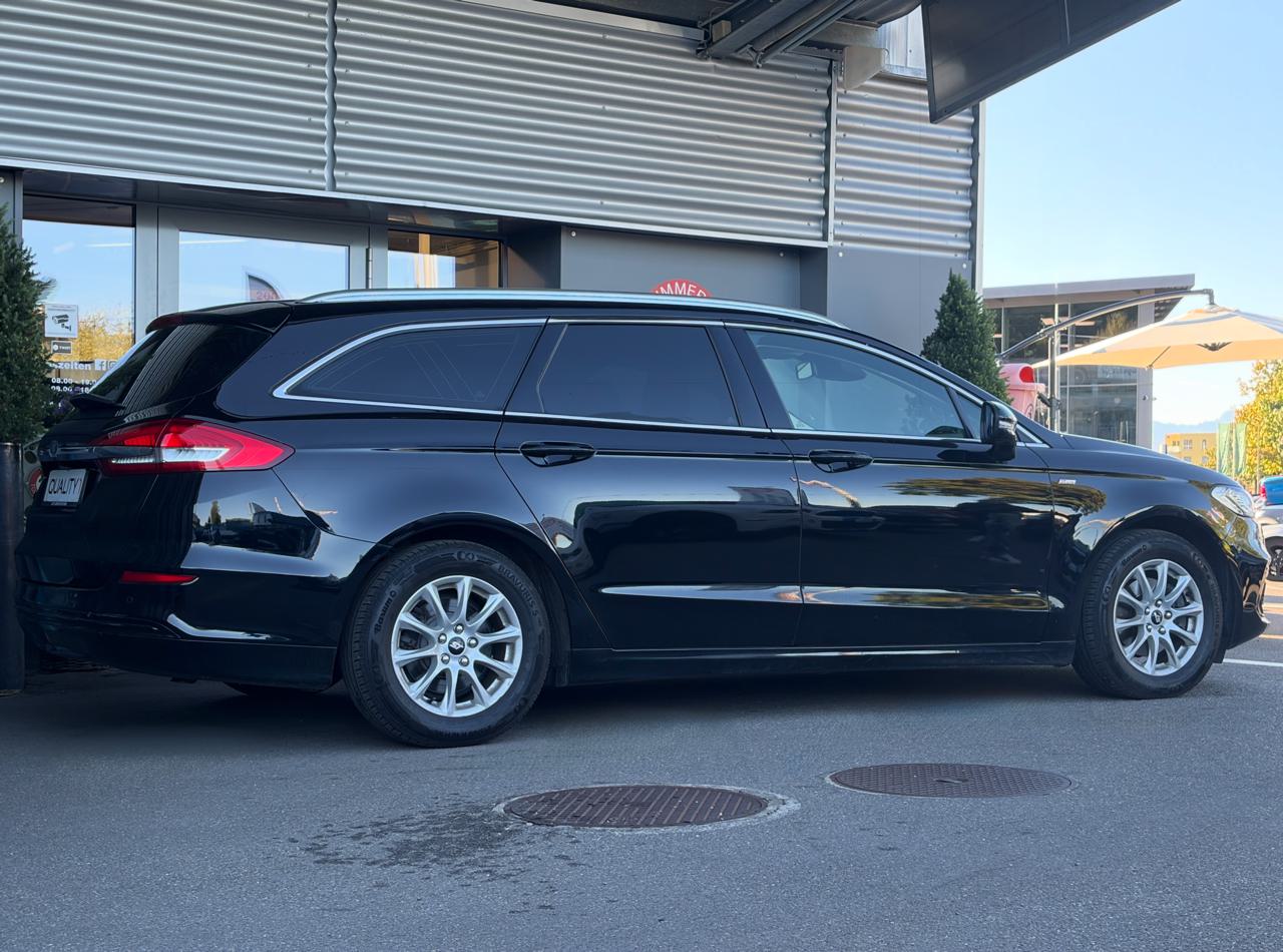Ford Mondeo 2.0 HEV Titanium